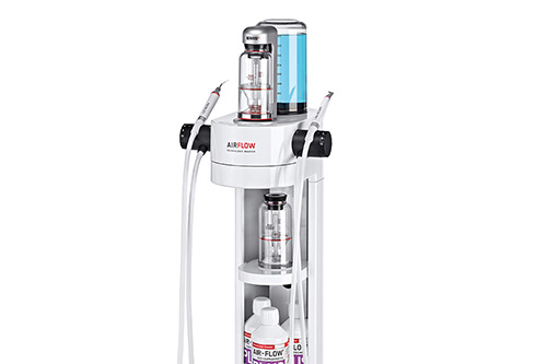 外苑前(港区北青山)の歯医者、サウラデンタルクリニック青山のパウダークリーニング